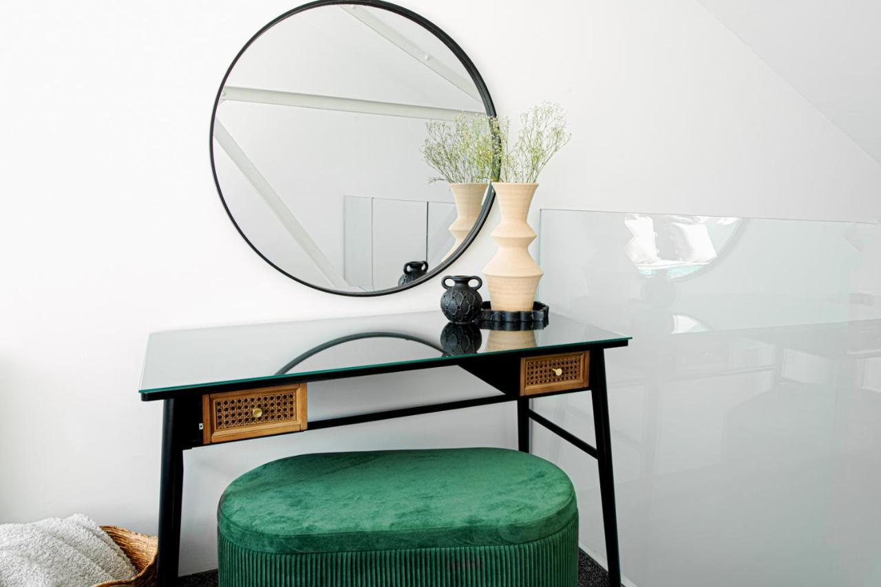 Rwy Suite48 Luxury Suite With Optional Parking Πλίμουθ Εξωτερικό φωτογραφία